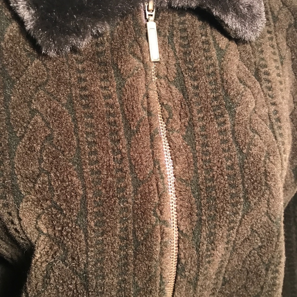 BC Clothing Co. Crop Fleece Zip Up Sweater Jacket-Size MP - Picture 3 of 10